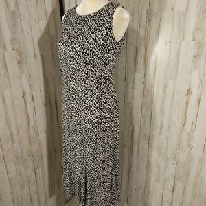 Julian Taylor New York sleeveless black and white dress sz 6